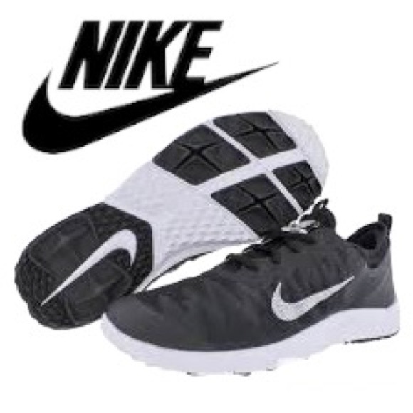 Nike Women’s Fi Bermuda Mesh Golf Shoes - Picture 1 of 7